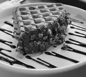 Dark Chocolate Waffle (Eggless)