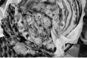 Egg Lachha Paratha