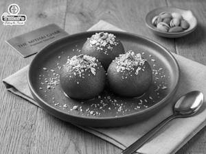 Gulab Jamun (1 Pc)