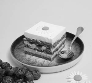 Daisy Lavender Pastry