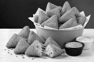 Veg Cheese Corn Nuggets (10 Pieces)