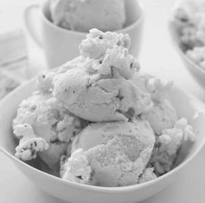 Popcorn ice cream