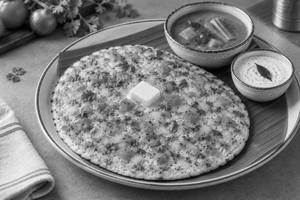 Butter Onion Tomato Uttapam