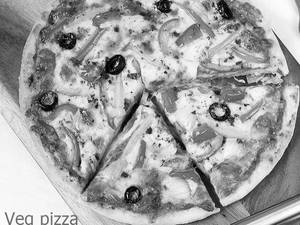 Mixed Veg Pizza