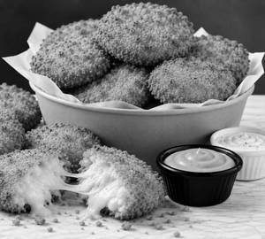 Veg Lava Cheese Balls (8 Pieces)