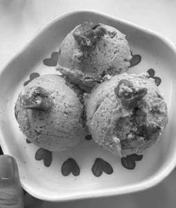 Anjeer fruit ice cream
