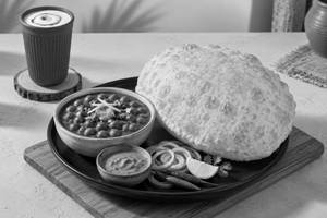 Chole Bhature With Lassi Combo