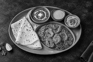 Masala Chaap Gravy Platter