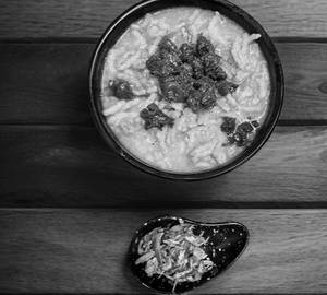 Pork porridge cooked in broth