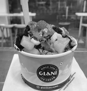 Kuch nahin sundae regular (285 gram)