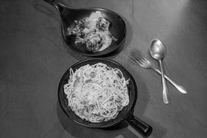 Chicken Noodles With Chicken Lollipop (3 Pc)