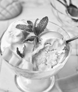 Mango fruit ice cream
