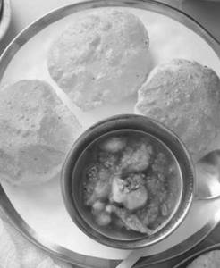 Bedami Puri With Sabji [No Onion No Garlic ]