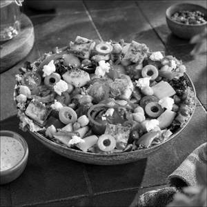Mediterranean Paneer Salad