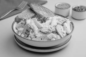 Alfredo Pasta - Chicken & Cheese