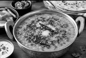 DAL TADKA [ DESI GHEE ] ( 500 ML ) no onion no garlic