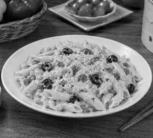 White Sauce Pasta