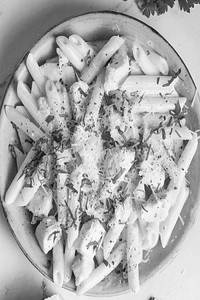 Penne Alfredo Non-veg