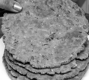 Masala Bhakhri