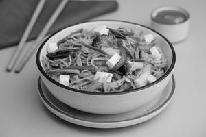 Hakka Noodles - Veg
