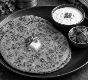 ALOO PARATHA  [ 2 PIECE  ] WITH CURD AND PICKLE