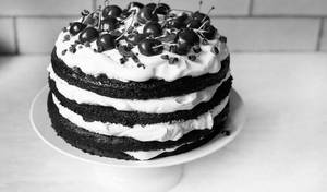 American Taste Blackberry Cake