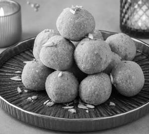 Atta Ladoo (Churi)