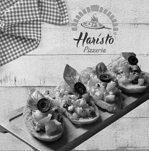 Basil Tomato Bruschetta (4 Pc)