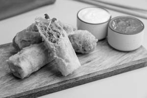 Noodles Wala Spring Roll [8 Pieces]