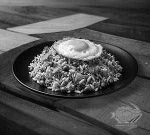 Uggani With Fried Egg