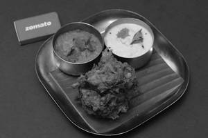 Onion Bonda (1 Pc)