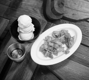 Daarsan with Vanilla Ice cream