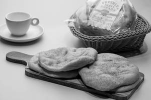 Atta Kulcha (4 Pcs)