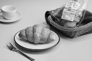 Plain Croissant
