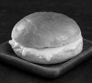 Milkmaid Cream Crunchy Bun