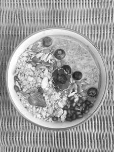 Berry Berry Overnight Oats Bowl