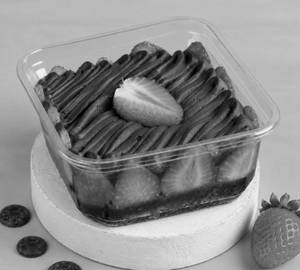Chocolate Strawberry Pastry