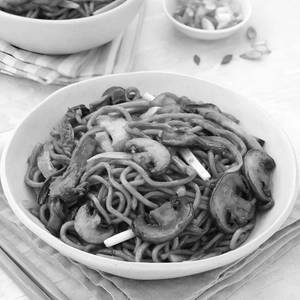Schezwan Mushroom Noodles