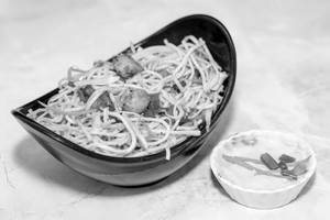 Paneer Hakka Noodles