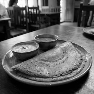 Beetroot dosa