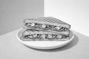 Peri Peri Paneer Sandwich
