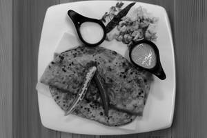 Chicken keema paratha