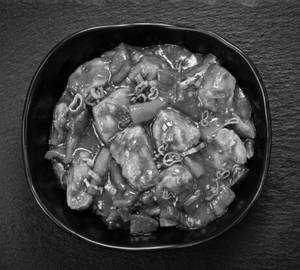 GARLIC CHICKEN MASALA