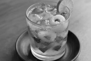 Litchi Mojito