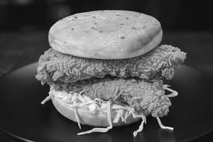 Crispy chicken burger