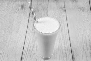 Apple With Vanilla Milkshake