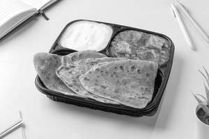 Matar Paneer with Paratha & Curd Lunchbox