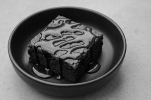 Brownie With Chocolate Sauce