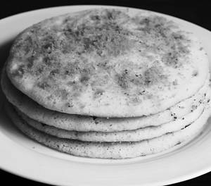 Ghee Podi Onion Uttapam