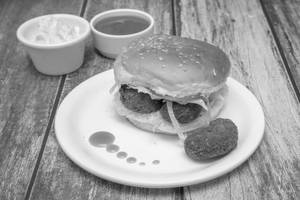 Chicken Nuggets Burger